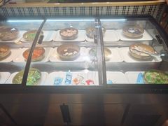 -尚品海鲜肥牛自助火锅(湖明店)