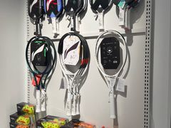 -YONEX苗江运动城(源深店)