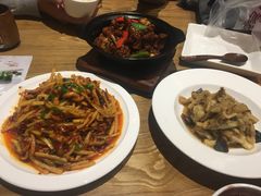 -峨嵋小镇·川菜(勒泰中心店)