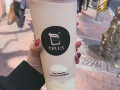 冰淇淋奶茶-TPLUS茶家(淮海店)