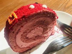 草莓红丝绒卷-星巴克(来福士办公楼店)