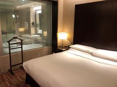 -上海龙之梦万丽酒店