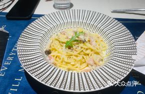 Creamy Mushroom Smoked Bacon Carbonara