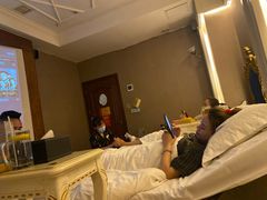 -尚足影院式足疗·住宿·美食(解放碑店)