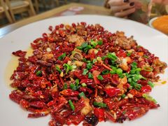 -肖四女乐山跷脚牛肉(滨江天街店)