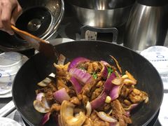 -胡须佬鸡煲四季火锅店(石厦西村直营店)