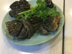 -虾弄弄海派小龙虾·牛羊蝎子火锅