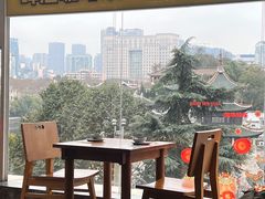 -包整·丝娃娃(一览甲秀楼风景店)