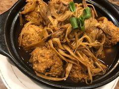 黄花菜红烧肉圆-人全到南京本帮菜馆(云锦路店)