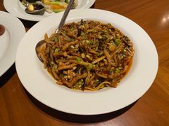 -华夏食府中餐厅(中原路店)