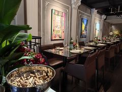 -LESCEDARS Brasserie Bistro香柏树
