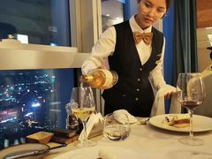 -罗浮宫索菲特酒店餐饮部