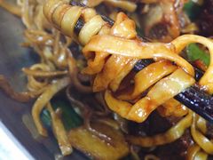 -内蒙焖面大盆骨餐馆(山大路店)