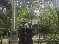 -汇龙潭