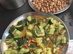 -后街佬·炭火鲜鱼杂(南城店)
