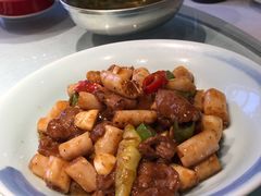 藕带炒牛柳-小厨师·二十年沈家门小海鲜(百井坊巷店)