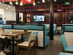 大堂-李先生牛肉面大王(上海站南广场店)