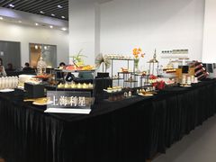 -奔驰上海利星(七宝店)