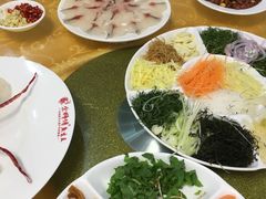 -余师傅鱼生王