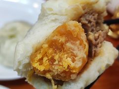 咸蛋黄超人包-老陶包子铺(南大西南村店)