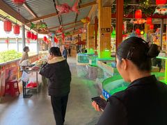 -年辉渔村·非遗传承餐厅(新丰江店)