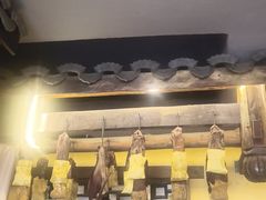-富正毅三下锅·湘西韵味(天门山索道店)