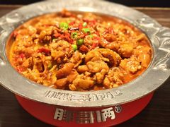肥肠鸡翅煲-胖哥俩肉蟹煲(湖滨银泰in77店)