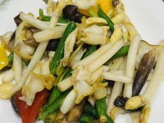 花生苗炒海螺片-周锦记广式餐厅(格林生活坊2期店)