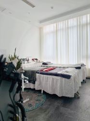 -黎蓓露·徒手骨雕蛋白抗衰·调肤管理