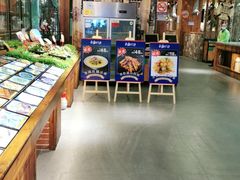 -宝燕海货工场(长江国际店)