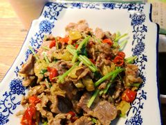 小炒黄牛肉-胡桃里音乐酒馆(海雅缤纷城店)