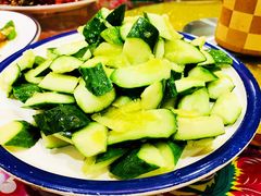 凉拌黄瓜-闯关东东北农家菜(崂山石老人店)