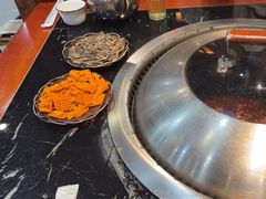 -袁小二大东北铁锅炖(吉祥村总部)