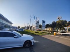 -南充通源宝马4S店(高坪店)