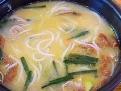 -桥香园过桥米线(国贸店)