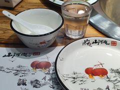 -山河屯铁锅炖(哈西站店)