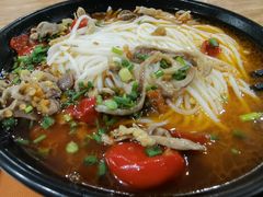 -乡村鸡杂米线(汉渝路店)