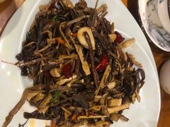 -小厨子私房菜·云南美食店
