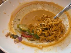 -Chom Cafe and Restaurant