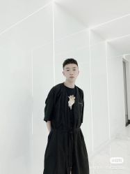 -时尚殿堂明星门店