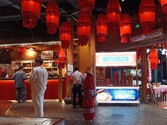 -老滇山寨•云南特色菜•地方菜•民族风情歌舞表演(金碧店)