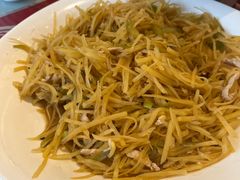 -吴记酱骨炖菜馆(康安路店)
