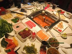 -海底捞火锅鲜切牛肉主题店(长寿路店)