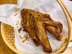 万人迷鸭翅-喜上喜鸡煲翅(吉大店)