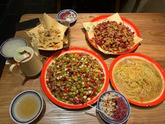 -泥糊破店小酒馆·团建聚餐(南京西路店)