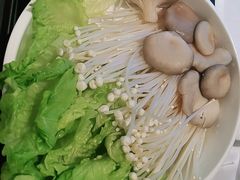 -红鼎豆捞·非遗鲍皇汤火锅(宝丰路店)