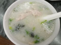 皮蛋瘦肉粥-穗银肠粉店(东川路店)