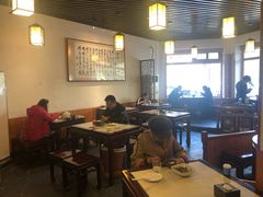 大堂-嘉丰湘菜馆(芳群园店)