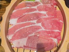 -老牌坊云南鱼豆花火锅(爱建店)