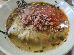 辣肉面-吾介小籠館